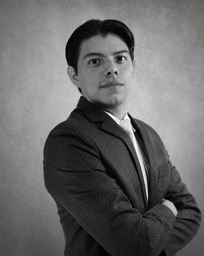 Sebastian Macías